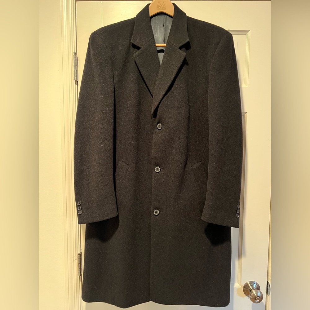 Parisian Classic black overcoat - Picture 2 of 7